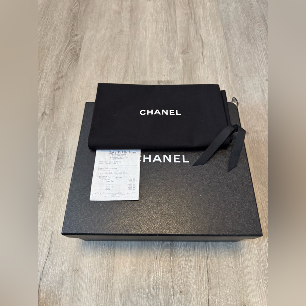 Chanel Blue Quilted Sandals with Gold Accents - Picture 11 of 12